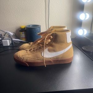 Womens nike blazers